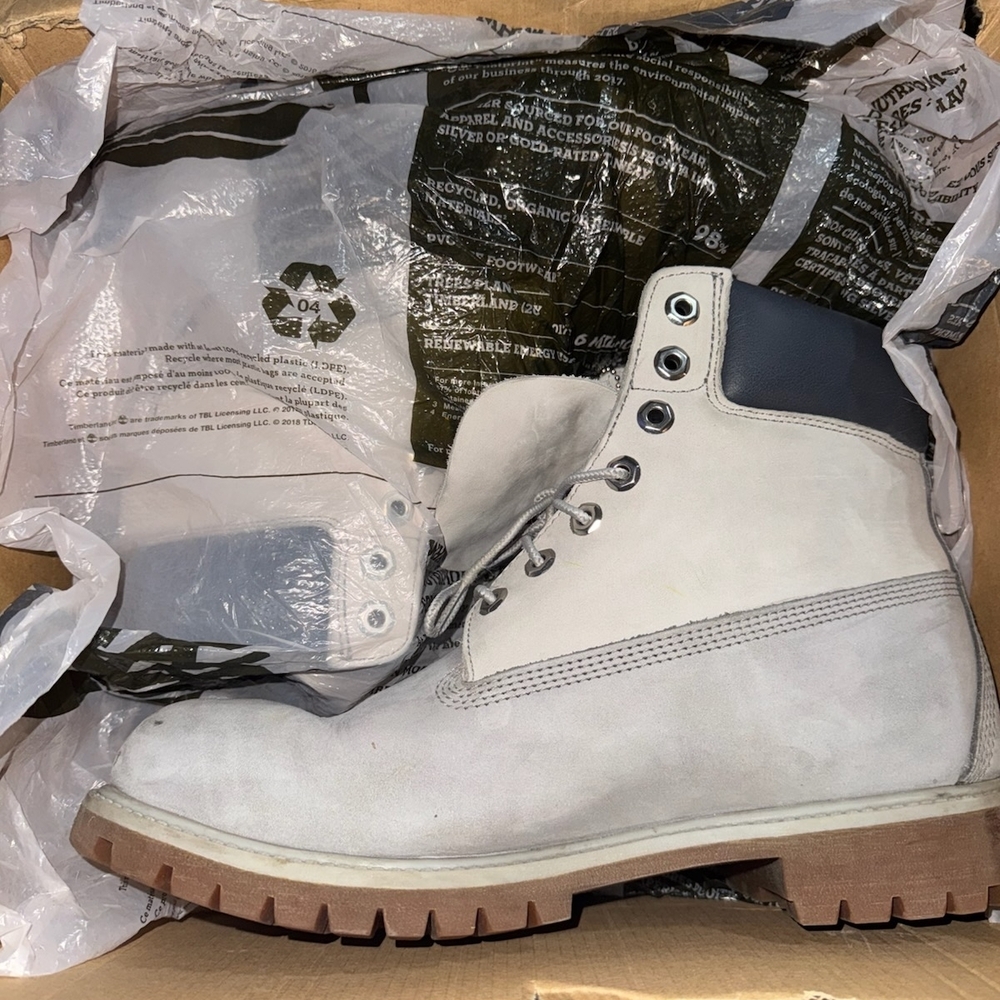 Timberland Light Gray Leather Boots